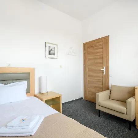 404 Wilanowska Homestay Warsaw