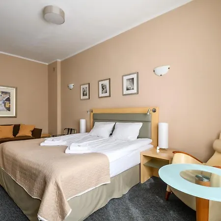 404 Wilanowska Homestay *