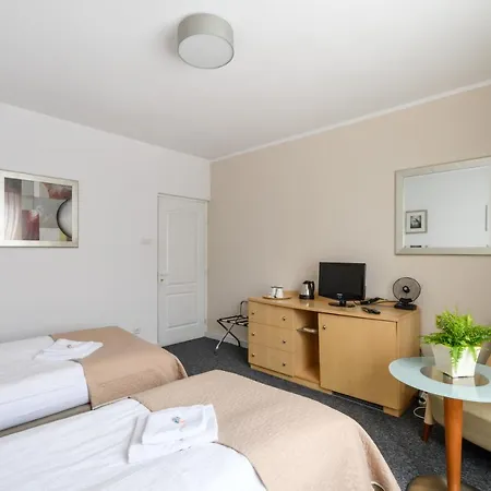 404 Wilanowska Homestay