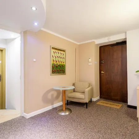 404 Wilanowska Homestay Warsaw