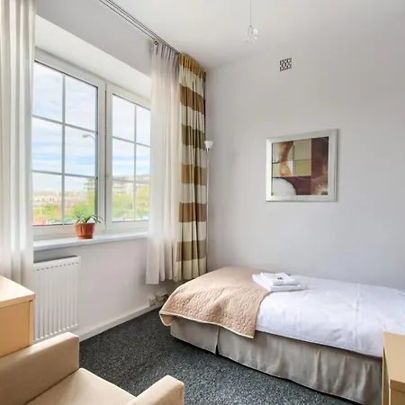 404 Wilanowska ワルシャワ